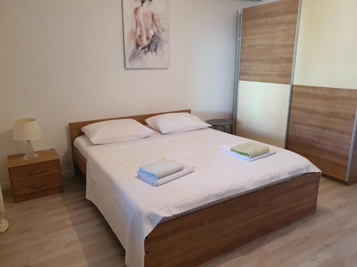Apartament Apartman Luka Sinj Zewnętrze zdjęcie