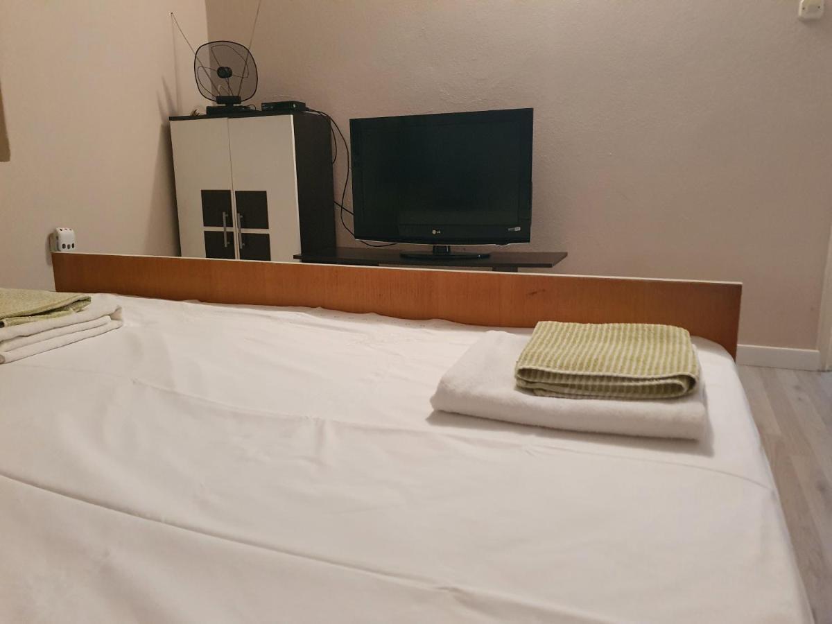 Apartament Apartman Luka Sinj Zewnętrze zdjęcie